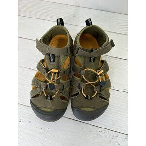 Keen Waterproof Sport Hiking close toe Sandals Dark Green Size 4